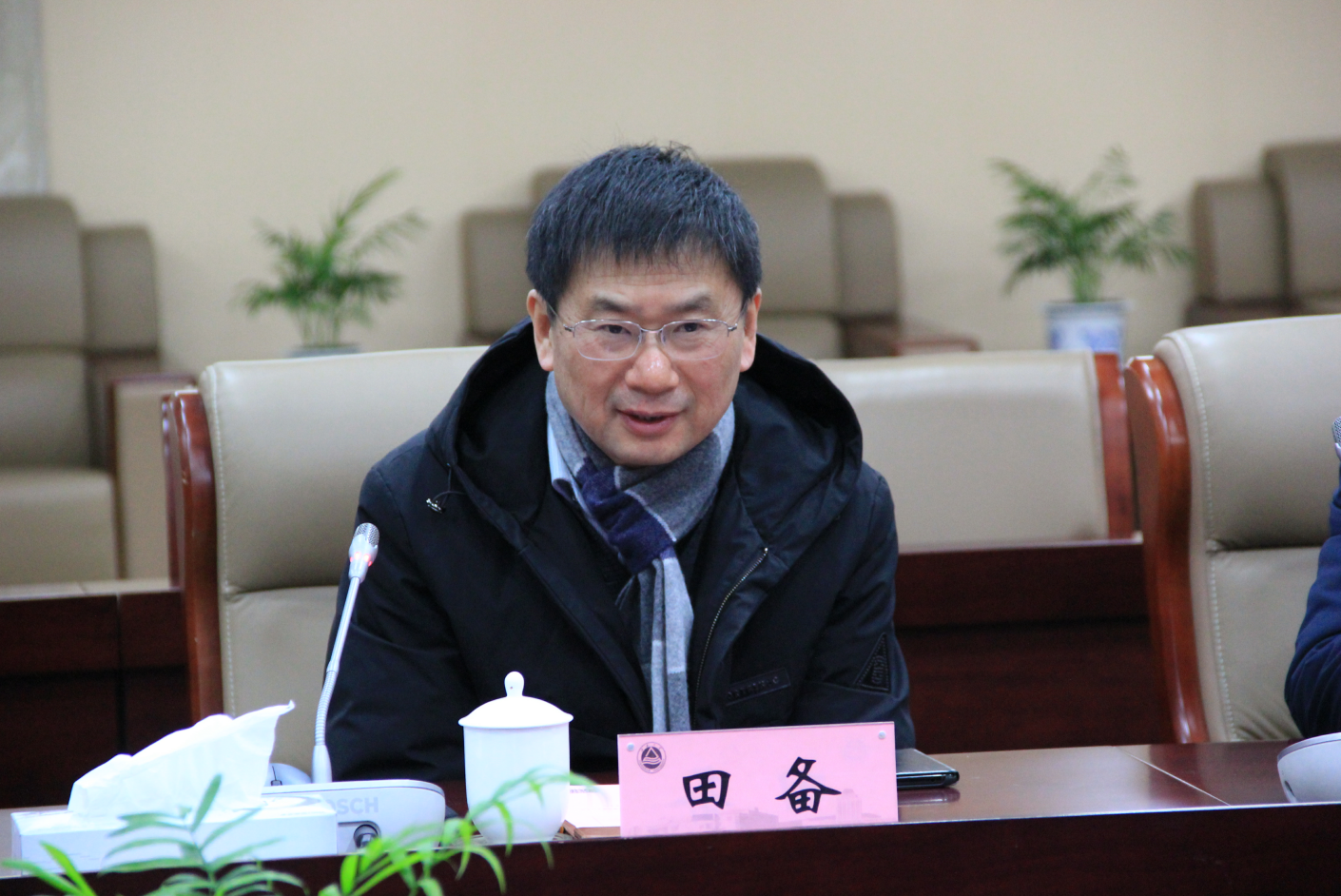 三峡大学副校长王炎廷一行人来我校调研